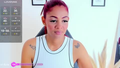 monserrat__1 online show from April 13, 8:31 pm