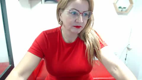 monserrat online show from April 14, 7:58 pm