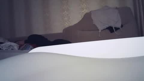 moodiemira online show from October 8, 4:55 pm