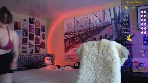 Snapshot of moon_sugar_ chatting on December 31, 10:15 am Keira online show from December 31, 10:15 am