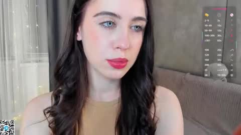 Sophia online show from December 21, 2:43 pm