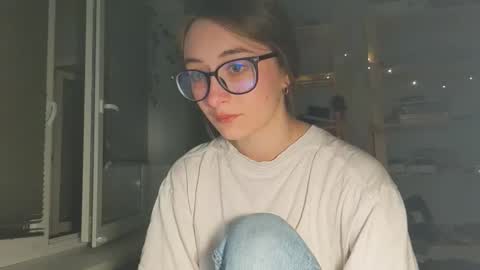 Snapshot of moonlight__lovers chatting on October 29, 5:48 pm Dana online show from October 29, 5:48 pm