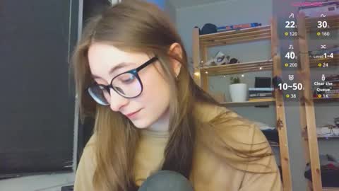 Snapshot of moonlight__lovers chatting on October 2, 8:25 pm Dana online show from October 2, 8:25 pm