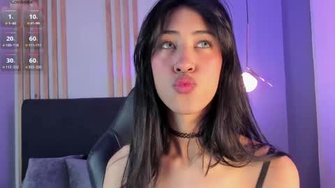 Ivy online show from May 30, 12:14 pm