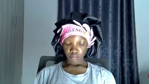 Moonlitdesire0 online show from January 9, 9:03 am