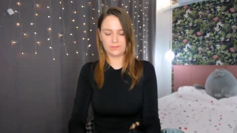 Monica online show from February 26, 10:22 pm