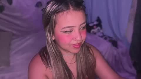 moonxxvelvet online show from March 3, 1:11 am