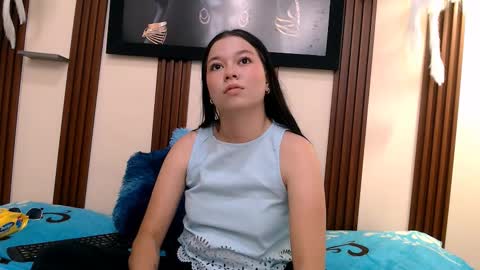 alexia online show from March 11, 7:05 pm