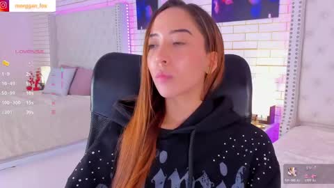 Morggan Castle online show from April 15, 8:15 am