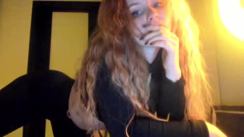 Eva  online show from December 20, 9:50 pm