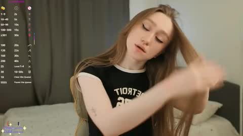 Ivy online show from March 25, 7:50 pm