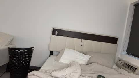 mskitty000 online show from December 19, 10:02 pm