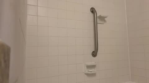 mskitty000 online show from April 15, 2:01 am