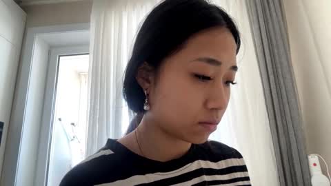 Mia online show from March 10, 1:42 am