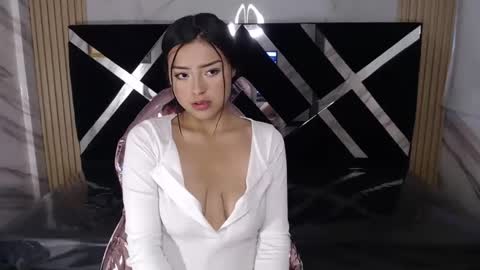 Live 800am 200pm COLOMBIAN HOUR online show from February 28, 2:31 pm