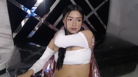 Live 800am 200pm COLOMBIAN HOUR online show from February 19, 1:39 pm