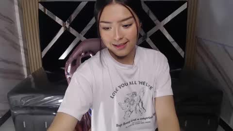 Live 800am 200pm COLOMBIAN HOUR online show from February 18, 2:16 pm