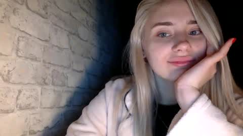 musescorner online show from February 2, 8:19 pm