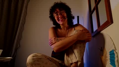 Mx. Anouk Divine online show from November 28, 5:21 am