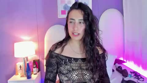 Snapshot of my_aleja_ chatting on September 18, 5:00 pm my_aleja_ online show from September 18, 5:00 pm