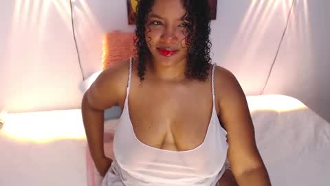 My Sweety Bom online show from July 7, 1:14 pm