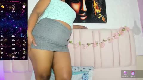 Snapshot of mya_blaze chatting on September 30, 2:12 pm mya_blaze online show from September 30, 2:12 pm