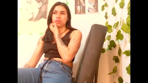 Snapshot of myagosling13 chatting on September 8, 5:01 pm miagosling NTMU Dont forget follow me online show from September 8, 5:01 pm