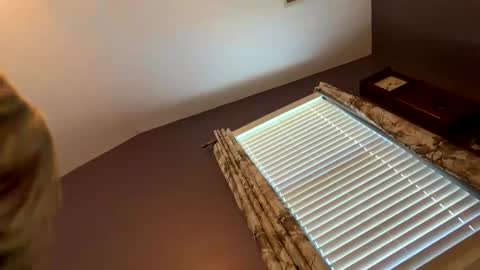 myahdiction online show from November 5, 5:51 pm