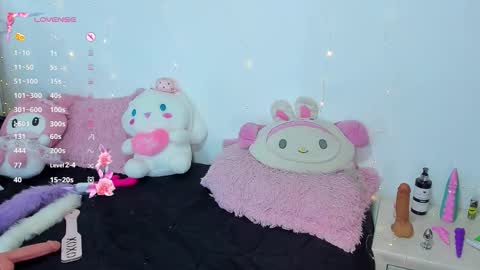    online show from October 31, 9:52 pm