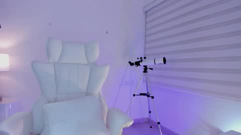 Myle online show from January 8, 12:25 am