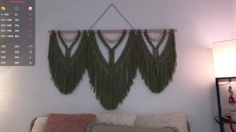 Alice online show from March 24, 11:59 am