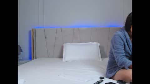 Miryam online show from February 8, 10:39 am