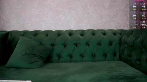 Ariel online show from November 30, 2:21 pm