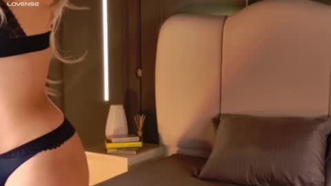 Snapshot of mysticalsoul_ chatting on February 9, 2:50 pm Rub online show from February 9, 2:50 pm