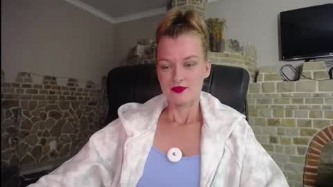 mysticvenus_ online show from September 19, 4:28 pm