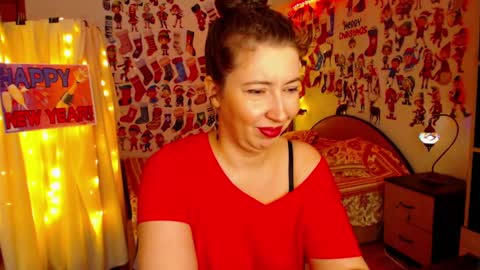 Snapshot of mystydew chatting on January 2, 12:03 pm MystyDew online show from January 2, 12:03 pm