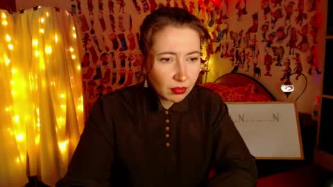 Snapshot of mystydew chatting on February 1, 12:47 pm MystyDew online show from February 1, 12:47 pm