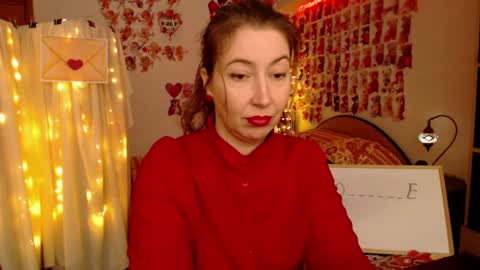 Snapshot of mystydew chatting on February 22, 12:19 pm MystyDew online show from February 22, 12:19 pm