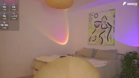 Nova online show from April 19, 1:44 pm