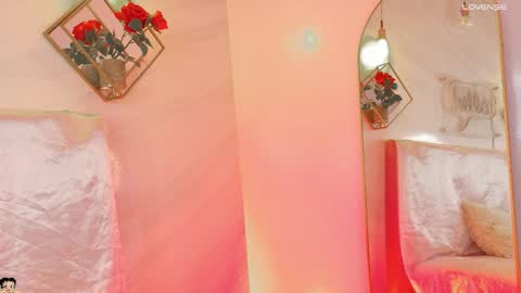 naamah_b online show from February 18, 2:38 pm