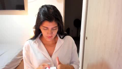 independent model online show from September 19, 3:16 am