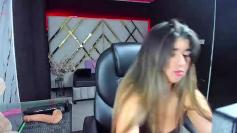 NahomiConnorr online show from March 27, 3:52 am