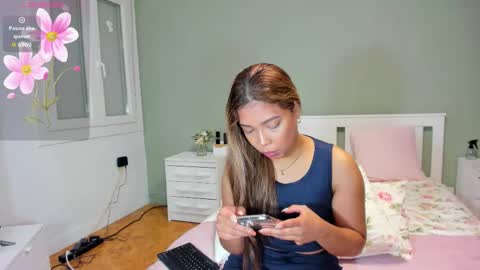 Mile online show from October 29, 3:22 am