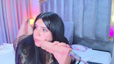 Naia x online show from March 25, 9:39 pm