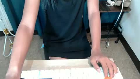 naked_fuck online show from November 29, 8:57 pm