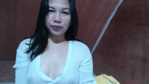 Snapshot of nami0784 chatting on September 17, 5:44 pm IamYourSafeHaven online show from September 17, 5:44 pm