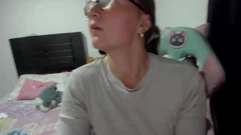 Nami online show from December 1, 1:09 am