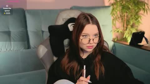 Merlizz  Julia  Emma online show from September 12, 8:23 am