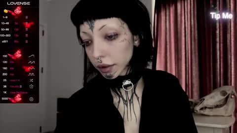 Nana online show from January 3, 12:19 pm