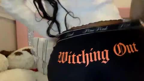 nanaonn online show from March 25, 8:34 pm